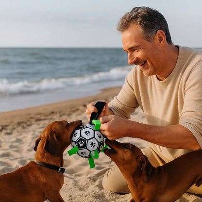 Wytrzymała piłka dla psa z uchwytami do ciągnięcia