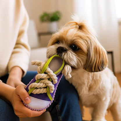 Gwizdające kapcie ze sznurem – zabawa i zęby